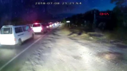Kocaeli Öfke Nöbeti Geçiren Genci Otobüs Şöförü Sakinleştirdi