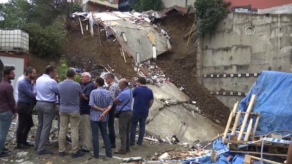 Beyoğlu'ndaki toprak kayması  - İSTANBUL