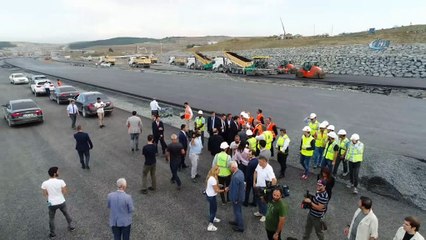 Bakan Turhan'ın İstanbul Kuzey Marmara Otoyolu inşaatı incelemeleri havadan görüntülendi