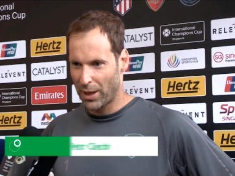 كرة قدم: الدوري الإنكليزي: أوزيل سعيدٌ جدًا بالعودة إلى آرسنال– تشيك