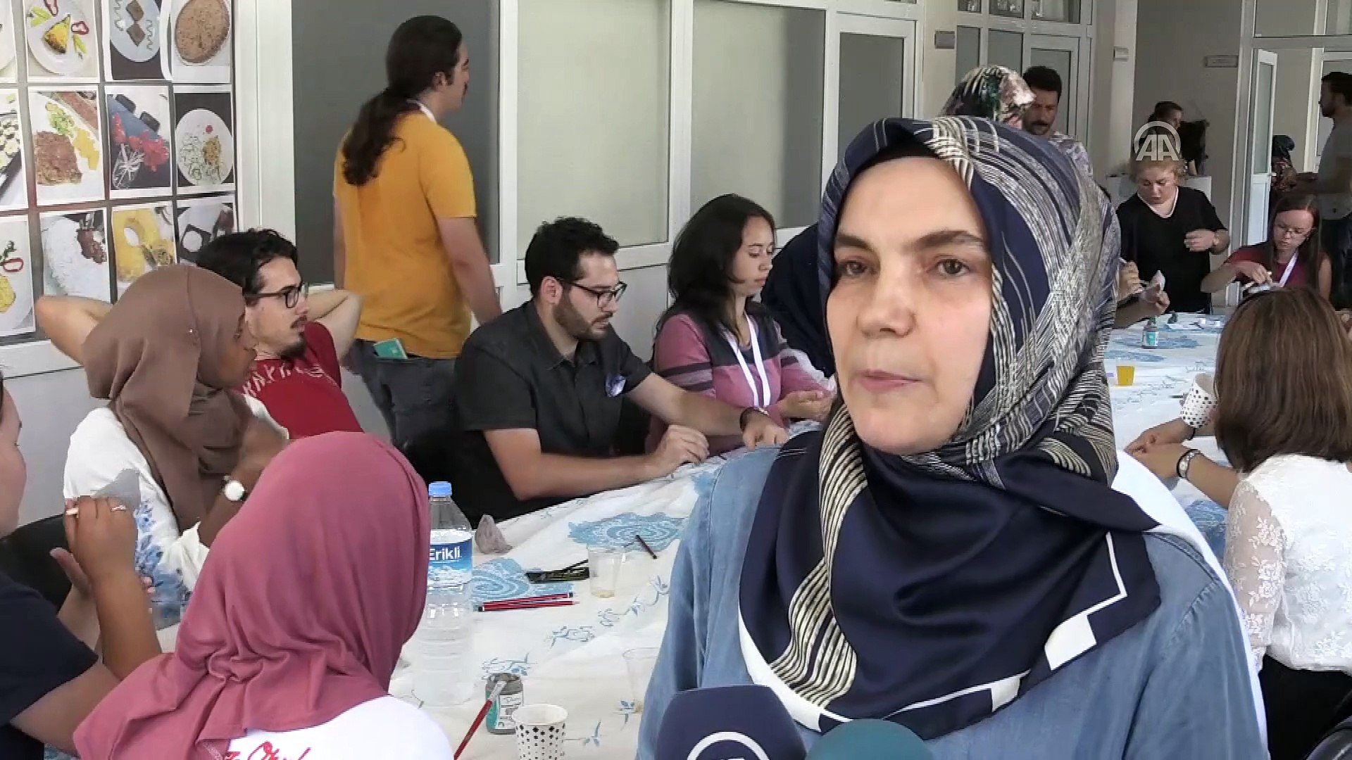 Melek Esen Ozgun Un Tek Kisilik Tepsisi Sile Hem Ahsap Ve Seramik Boyama Facebook