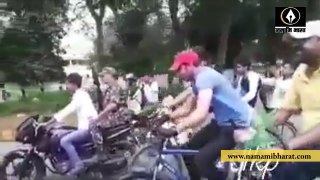 tejaswi yadav fall down from cycle