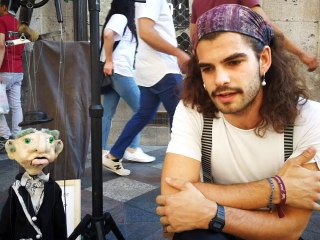 Los artistas callejeros denuncian el maltrato del Ayuntamiento