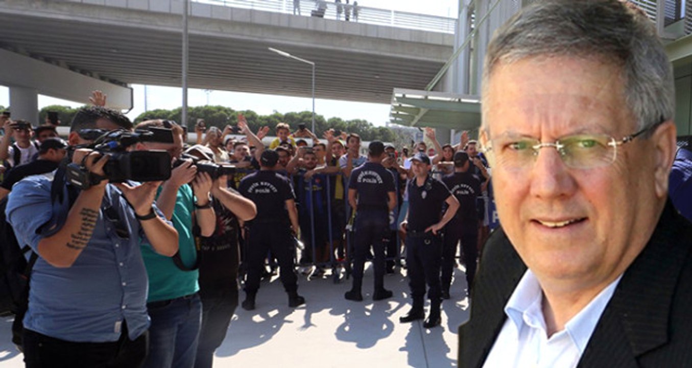 Fenerbahçe Taraftarı, İzmir'de Aziz Yıldırım'a Tepki Gösterdi