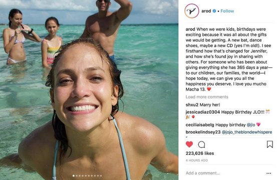 Alex Rodriguez praises Jennifer Lopez on her birthday