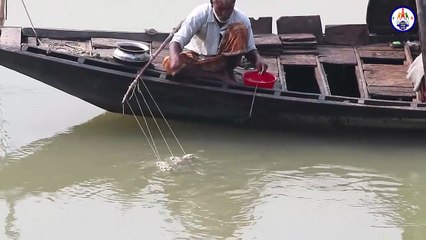 1 poisson à la seconde... Ce pecheur est incroyable