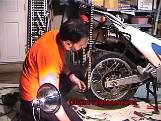 Technical Demo on BMW F650 - Chain Replacement