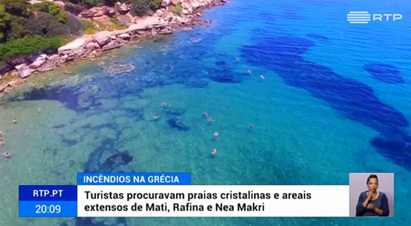 As melhores praias da Grécia quase irreconhecíveis após o fogo