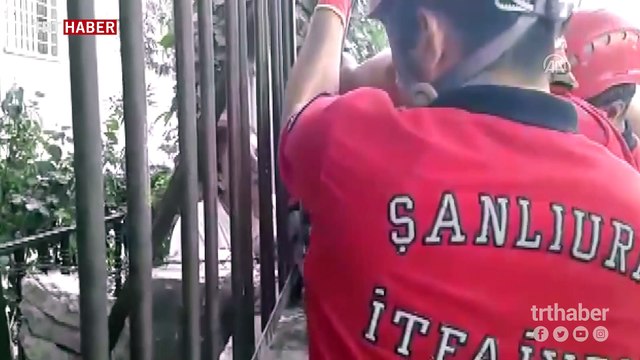 Parmağı halkaya sıkışan Suriyeli çocuk için seferber oldular