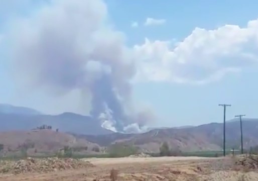 Fast-Growing California Brush Fire Forces Evacuations