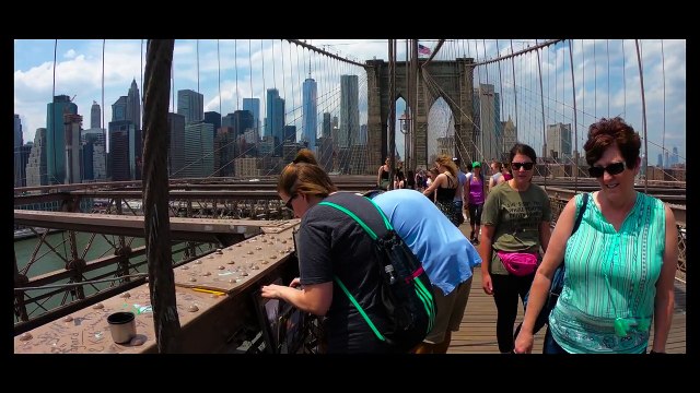 Walking Downtown - Brooklyn Bridge - NYC USA 4K