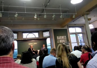 Heckler Brands Sean Spicer's Book 'Garbage' at New York Launch