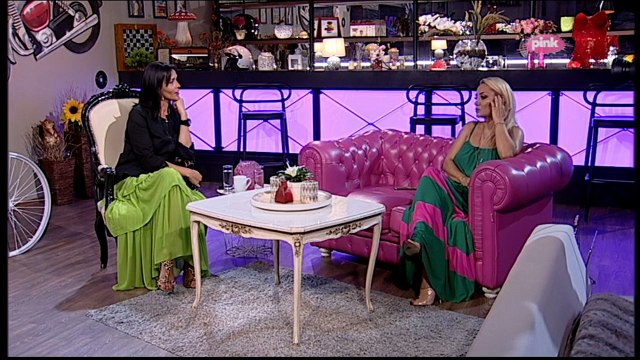 POTREBAN MI JE BIO MUŠKARAC A NE KLINAC, DOVOLJNO MI JE ŠTO IMAM KLINCA KUĆI: Goca se šalila sa mužem pa otkrila da Boško Jakovljević glumio u njenom spotu