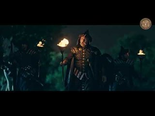 رجال البرمكي يمرون امام الجارية الهاربة ولا يروها  -  مسلسل  هارون الرشيد