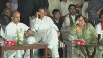 El partido de Imran Khan lidera el recuento no oficial en Pakistán