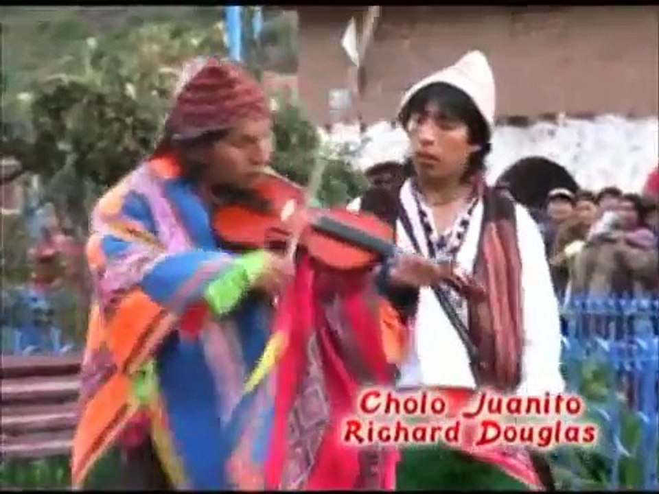 cholo juanito y richard douglas   Arpa VS Violín