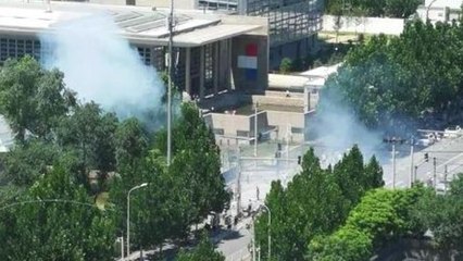 中, 美 대사관 부근 폭발물 터져...용의자는 20대 남성 / YTN