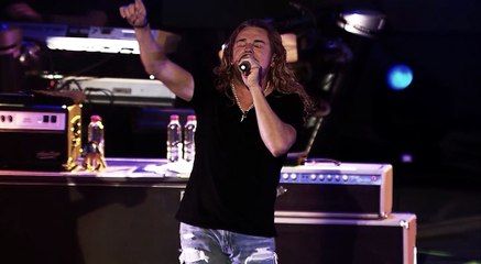 Marbella baila al ritmo latino de Maná