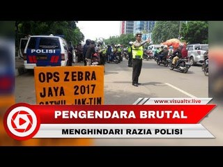 Viral! Pengemudi Xenia Hampir Tabrak Polisi saat Operasi Razia Zebra