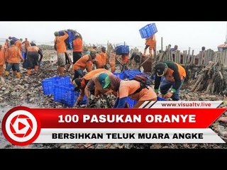 Warga Buang Sampah Sembarangan, Pasukan Oranye Kembali Bersihkan Muara Angke