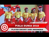 Dua Anak Indonesia Jadi Pendamping Pemain Piala Dunia Saat Masuk Lapangan