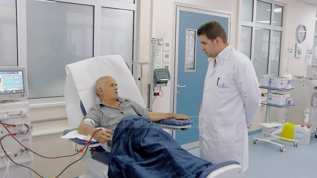 KLSH zbulon skandalin me pajisjet e hemodializës - Top Channel Albania - News - Lajme
