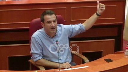 Ora News - Teatri sjell debat tek këshilli bashkiak, opozita largohet nga mbledhja
