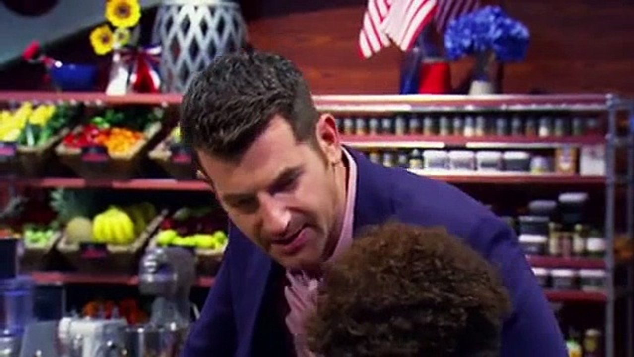 Man Vs. Child Chef Showdown S02 E10