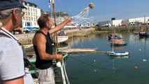 Temps fête : la leçon de lancer de touline avec Thomas Geoffrion