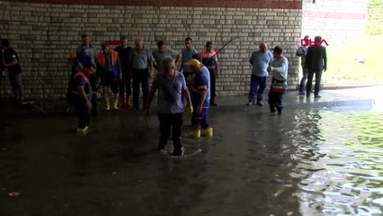 İncirli Alt Geçidi Su Birikintisi Nedeniyle Kapandı-2