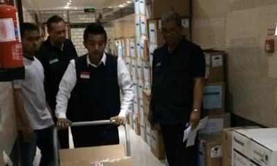 Panitia Distribusikan Obat bagi Calon Haji di Mekkah