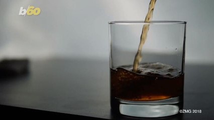 Bartenders Reveal Trade Secrets to Bar Hopping On the Cheap