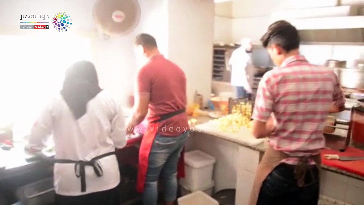 تحرير محاضر لمطاعم بمطروح بعد ضبط أغذية منتهية...