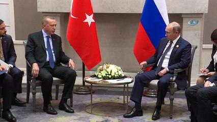 下载视频: - Cumhurbaşkanı Erdoğan, Rusya Devlet Başkanı Putin ile görüştü- Cumhurbaşkanı Erdoğan, Putin'e, “Aramızdaki her türlü dayanışma birilerini de gerçekten kıskandırıyor” dedi