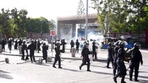 Violento desalojo de bloqueo universitarios en Honduras