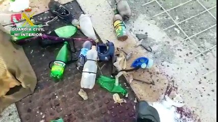 Vídeo de la Guardia Civil mostrando cal viva,  cizallas y bolas de heces para saltar la valla de Ceuta