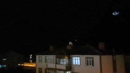 Karabük'te Şimşekler Gökyüzünü Aydınlattı