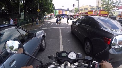 DICAS DE SEGURANÇA COMO ANDAR NA CHUVA