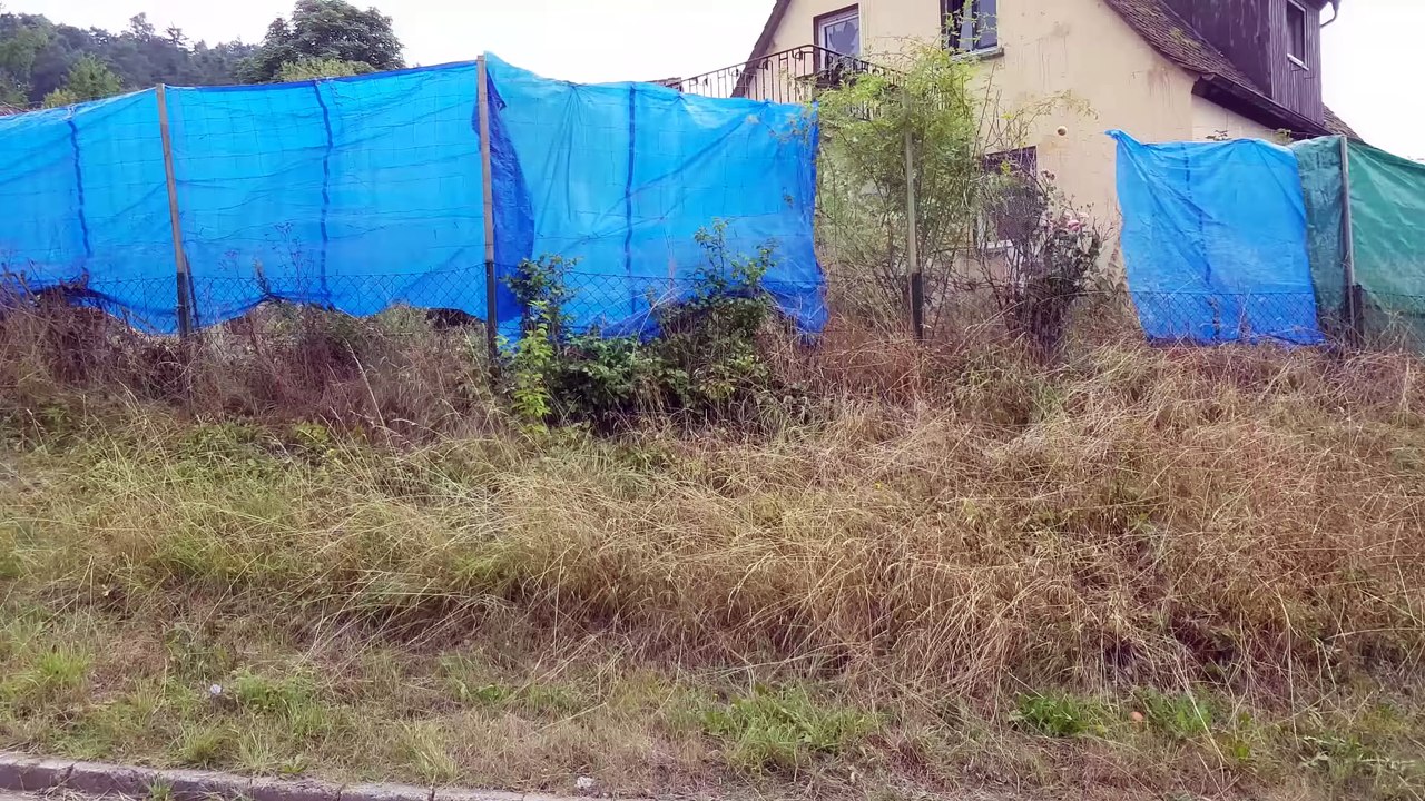 Scheibeneinschmiss beim Drachenlord (2160p_30fps_VP9 LQ-128kbit_AAC)