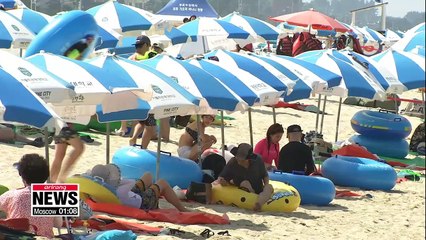 Many S. Koreans look for cool vacation spots amid heatwave
