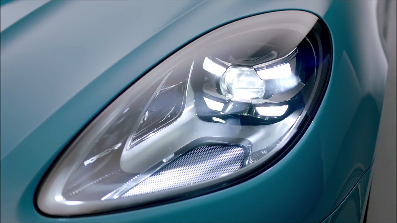 2019 Porsche Macan - Ultra Luxury Compact SUV! - Car Reivew