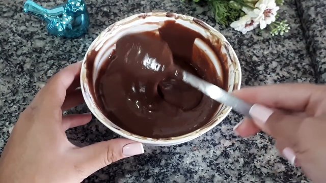 BOLO SUPER RECHEADO DE NINHO E CREME DE NUTELLA | BOLOS DE VITRINE