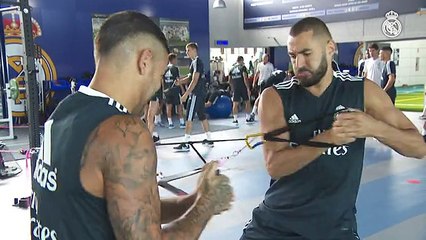 Benzema: "Tengo que trabajar para hacer más historia en el Madrid"