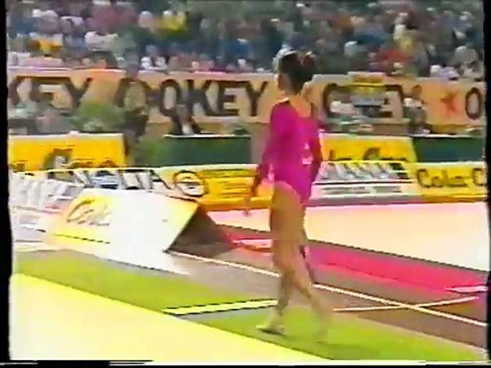 Eva ALCARAZ (ESP) ribbon - 1984 Valladolid international AA - video Dailymotion(00)