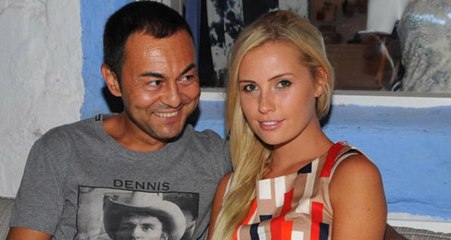 Chloe Loughnan, Reklam Yüzü Olduğu Markanın Davetine Transparan Kıyafetle Katıldı