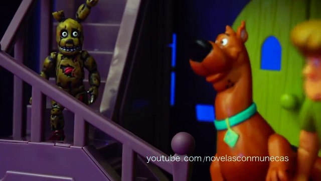 Scooby Doo en pizzeria Five Nights at Freddys Muñecas y juguetes con Andre