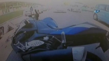 Sürücü Kıl Payı Ölümden Döndü... O Anlar Kamerada