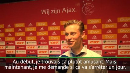 Ajax - De Jong entretient le flou sur son possible transfert
