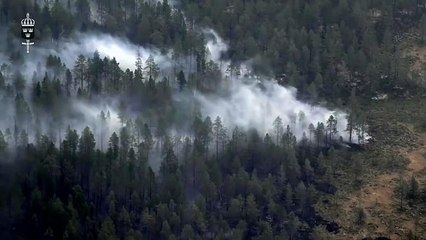 شاهد: السويد تخمد الحرائق بالقنابل