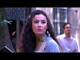 سميحة غيرت اسمها و صار نيكول   -  كندا حنا -  صبايا  -  الموسم الاول